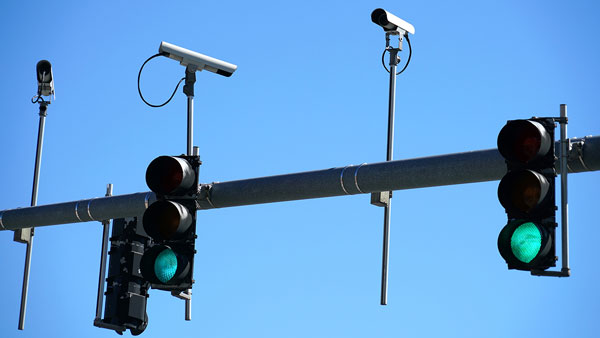 MH Police To Get High Speed Cameras: महाराष्ट्र पुलिस खरीदेगी हाई स्पीड कैमरे, रुकेगी ओवरस्पीडिंग