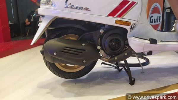 Vespa Racing Sixties Launch Details: वेस्पा रेसिंग सिक्सटीज 1 सितंबर को होगी लॉन्च, जानें फीचर्स