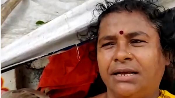 हादसे से बचाने के लिए खुले गटर के सामने 7 घंटे तक खड़ी रही महिला, वीडियो हुआ वायरल