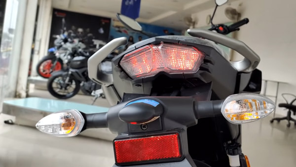 Yamaha FZ 25 And FZS 25 Arrives At Dealership: यामाहा एफजेड 25 व एफजेडएस 25 डीलरशिप पर पहुंचीं