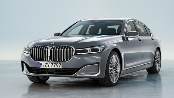 BMW Takes Jibe On Mercedes: बीएमडब्ल्यू ने नई मर्सिडीज-बेंज एस-क्लास का बनाया मजाक, देखें वीडियो