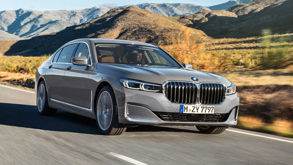 BMW Takes Jibe On Mercedes: बीएमडब्ल्यू ने नई मर्सिडीज-बेंज एस-क्लास का बनाया मजाक, देखें वीडियो