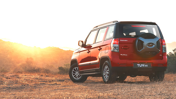 Mahindra TUV300 BS6 Spotted: महिंद्रा टीयूवी300 बीएस6 टेस्टिंग के दौरान आई नजर, लॉन्च जल्द
