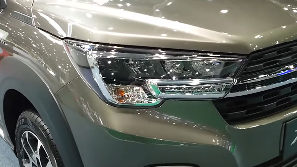 Maruti XL7 Walkaround Video: मारुति के 7-सीटर एमपीवी एक्सएल7 का हुआ खुलासा, देखें क्या हैं फीचर्स