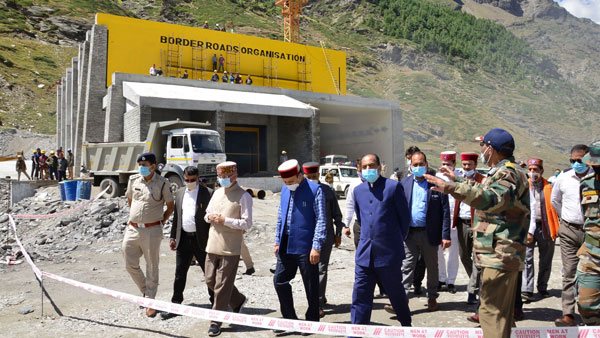 World's Longest Highway Tunnel: अटल टनल, मनाली से लेह को जोड़ती दुनिया की सबसे लंबी टनल