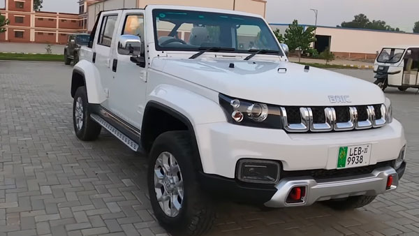 Copycat Chinese Jeep Wrangler SUV: चीनी कंपनी ने जीप रैंगलर की नकल की, पाकिस्तान में होगी लॉन्च