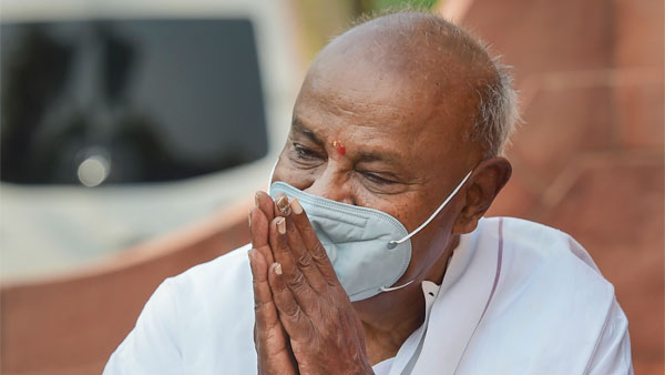 Former PM Deve Gowda Gets Luxury Car: पूर्व प्रधान मंत्री को मिली राज्य सरकार ने दी लाखों की कार