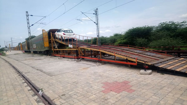 Railway Transport Highest Cars: रेलवे के इस डिवीजन ने अगस्त महीने में सबसे अधिक कार किये ट्रांसपोर्ट