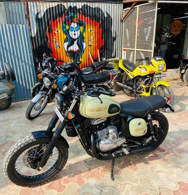 Jawa 42 Modified Into Scrambler: जावा 42 को मिला शानदार स्क्रैंबलर लुक, देखें तस्वीरें