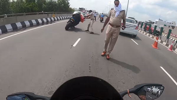 कावासाकी निंजा पर सवार राइडर्स पुलिस से बचकर भागे, 250 की स्पीड पर चला रहे थे बाइक