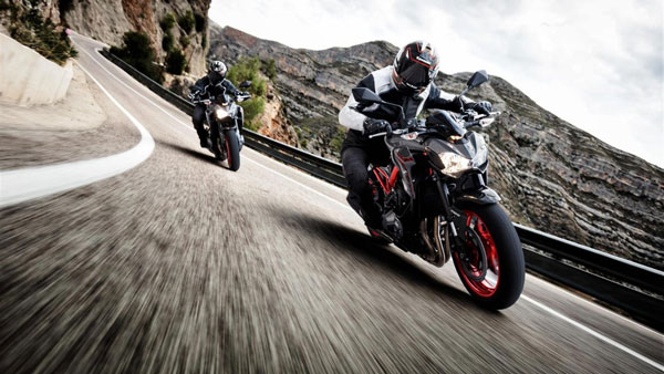 2020 Kawasaki Z900 Launched: बीएस6 कावासाकी जेड900 हुई लॉन्च, जानें क्या है कीमत
