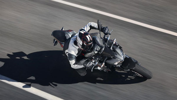 2020 Kawasaki Z900 Launched: बीएस6 कावासाकी जेड900 हुई लॉन्च, जानें क्या है कीमत