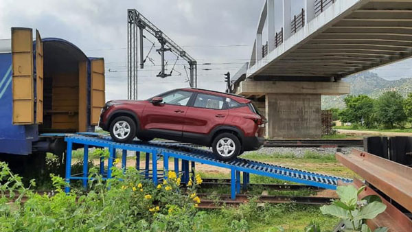 Railway Transport Highest Cars: रेलवे के इस डिवीजन ने अगस्त महीने में सबसे अधिक कार किये ट्रांसपोर्ट