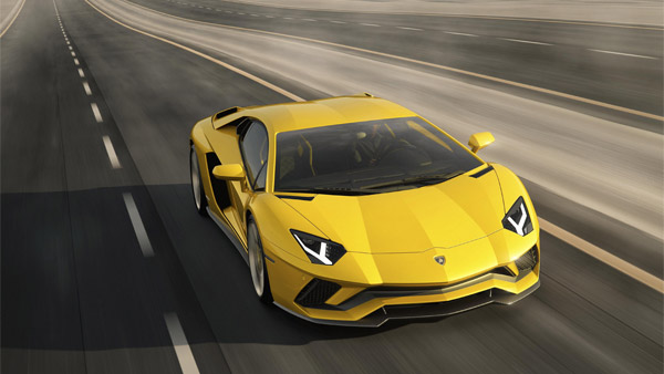 Lamborghini Aventador New Milestone: लेम्बोर्गिनी अवेंटाडोर सुपर कार के 10,000 यूनिट का निर्माण हुआ पूरा