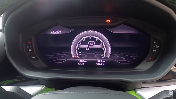 Lamborghini Urus Mileage: लेम्बोर्गिनी उरूस एक लीटर पेट्रोल में कितना चलती है? देखें वीडियो