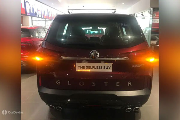MG Gloster Reached At Dealership: एमजी ग्लोस्टर डीलरशिप पर आई नजर, जल्द होगी लॉन्च