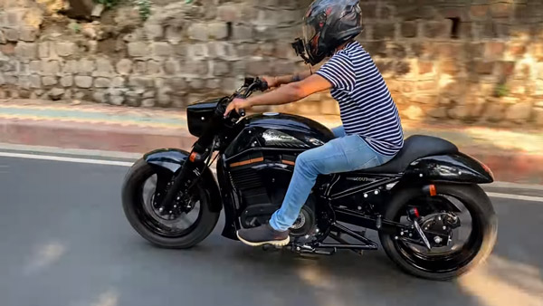 RE Thunderbird 350 Modified: रॉयल एनफील्ड थंडरबर्ड 350 को दिया इंडियन स्काउट जैसा लुक