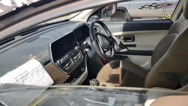 ta Gravitas Spied Testing: टाटा ग्रैविटास टेस्टिंग के दौरान आई नजर, इंटीरियर का खुलासा