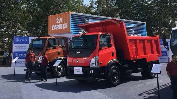 Commercial Vehicle Sales August 2020: कमर्शियल वाहन बिक्री में महिंद्रा ने टाटा मोटर्स को छोड़ा पीछे