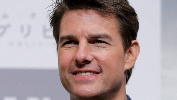Tom Cruise Motorcycle Stunt: मोटरसाइकिल पर स्टंट करते दिखे टॉम क्रूज, जल्द आएगी नई फिल्म