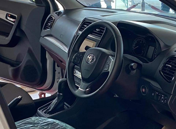 Toyota Urban Cruiser Reaches Dealership: टोयोटा अर्बन क्रूजर पहुँची डीलरशिप, जानें कब से शुरू होगी डिलीवरी