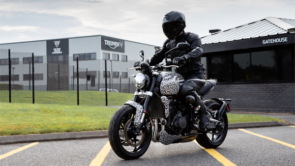 Triumph Trident Near To Production: ट्रायम्फ की ट्राइडेंड प्रोडक्शन के लिए है तैयार, देखें तस्वीरें