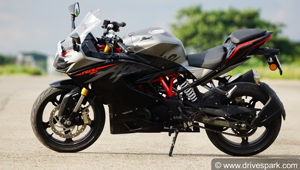 2020 TVS Apache RR310 Review In Hindi: टीवीएस अपाचे आरआर310 बीएस6 रिव्यू: परफोर्मेंस, माइलेज, फीचर्स जानकारी