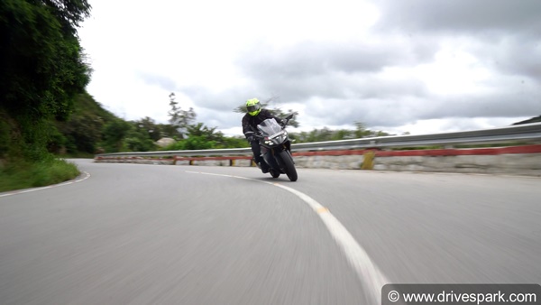 2020 TVS Apache RR310 Review In Hindi: टीवीएस अपाचे आरआर310 बीएस6 रिव्यू: परफोर्मेंस, माइलेज, फीचर्स जानकारी