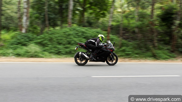 2020 TVS Apache RR310 Review In Hindi: टीवीएस अपाचे आरआर310 बीएस6 रिव्यू: परफोर्मेंस, माइलेज, फीचर्स जानकारी