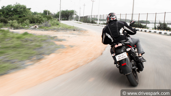 Health Benefits Of Bike Riding: बाइक राइडिंग से होगी सेहत दुरुस्त, क्या आप जानते हैं इसके फायदे
