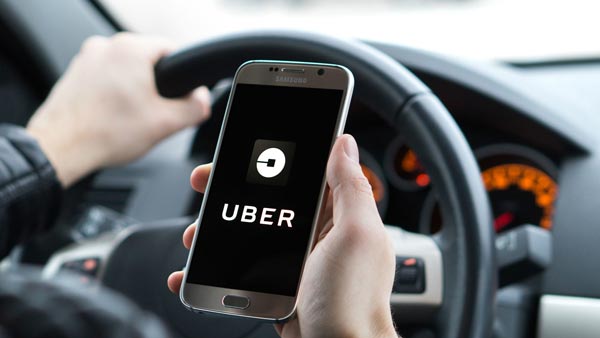 Cab Drivers In Delhi On Strike: सरकार से मांगों को लेकर दिल्ली में कैब चालकों ने शुरू की हड़ताल, जानें