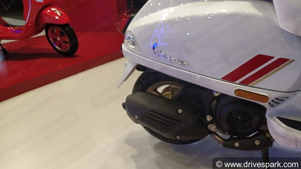 Vespa Racing Sixties Edition Launched: वेस्पा रेसिंग सिक्सटीज एडिशन भारत में लॉन्च, जानें कीमत