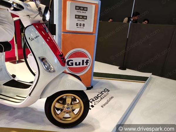 Vespa Racing Sixties Edition Launched: वेस्पा रेसिंग सिक्सटीज एडिशन भारत में लॉन्च, जानें कीमत