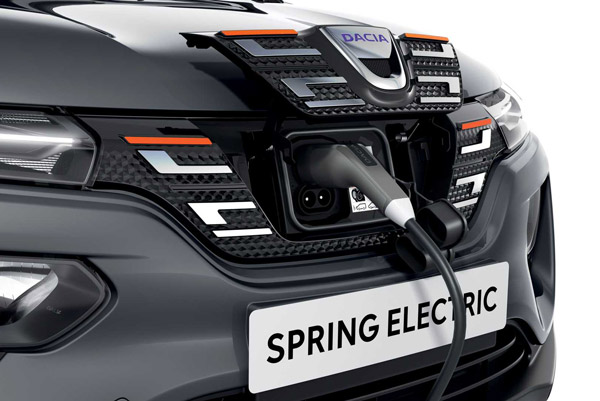 Renault Kwid Electric Debuts: रेनॉल्ट क्विड के इलेक्ट्रिक वर्जन का हुआ खुलासा, जानें क्या हैं फीचर्स