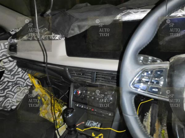 2021 Mahindra XUV500 Interior Spied: नई महिंद्रा के इंटीरियर, फीचर्स व इंजन का खुलासा, जानें