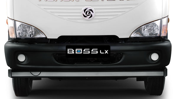 Ashok Leyland Boss Truck Range: अशोक लेलैंड ने लाॅन्च की बॉस बीएस6 ट्रकों की रेंज, जानें