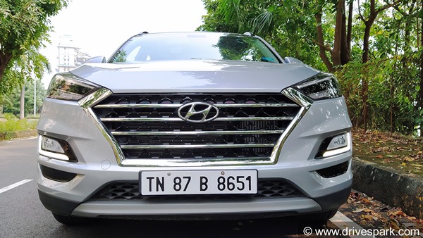 Hyundai Tucson Review (First-Drive): हुंडई टक्सन रिव्यू: ड्राइविंग, फीचर्स, इंजन, कीमत आदि