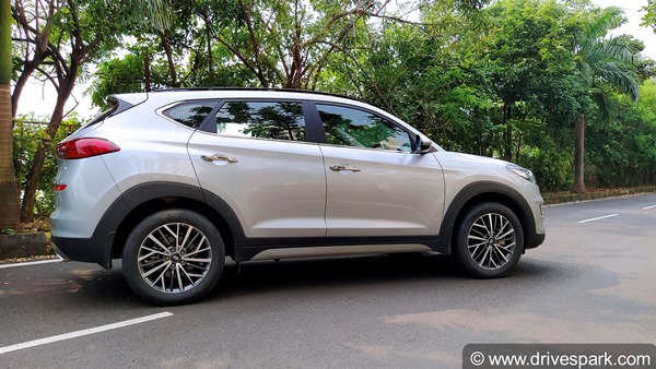 Hyundai Tucson Review (First-Drive): हुंडई टक्सन रिव्यू: ड्राइविंग, फीचर्स, इंजन, कीमत आदि