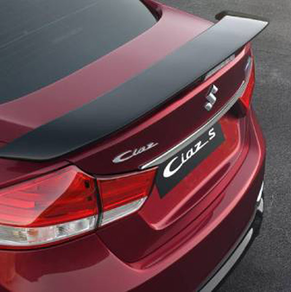 Maruti Ciaz Modification: मारुति सियाज को माॅडिफाई कर दिया लेक्सस का लुक, देखें तस्वीरें