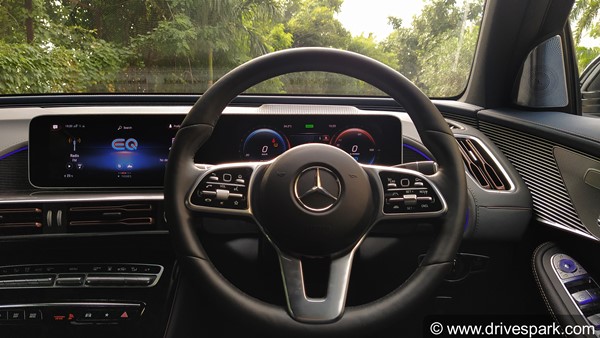 Mercedes-Benz EQC 400 4Matic First Drive Review: मर्सिडीज बेंज ईक्यूसी 400 4मेटिक फर्स्ट ड्राइव रिव्यू: रेंज, फीचर्स, डिजाईन जानकारी