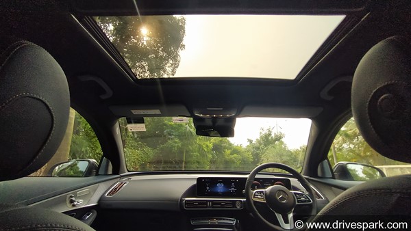 Mercedes-Benz EQC 400 4Matic First Drive Review: मर्सिडीज बेंज ईक्यूसी 400 4मेटिक फर्स्ट ड्राइव रिव्यू: रेंज, फीचर्स, डिजाईन जानकारी
