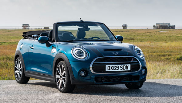 MINI Convertible Sidewalk Edition Launched: मिनी कन्वर्टिबल साइडवाक एडिशन हुई लॉन्च, मिलते हैं खास फीचर्स