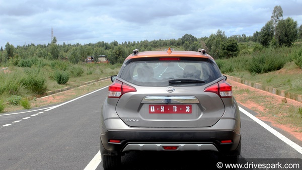 2020 Nissan Kicks Turbo-Petrol Review In Hindi: 2020 निसान किक्स टर्बो पेट्रोल रिव्यू: ड्राइविंग, परफोर्मेंस, फीचर्स जानकारी