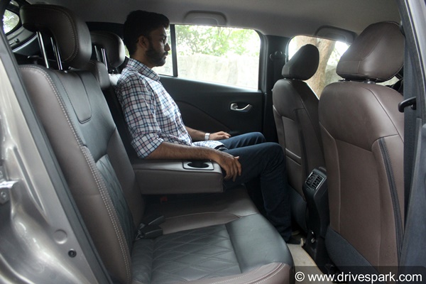2020 Nissan Kicks Turbo-Petrol Review In Hindi: 2020 निसान किक्स टर्बो पेट्रोल रिव्यू: ड्राइविंग, परफोर्मेंस, फीचर्स जानकारी