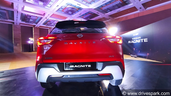 Nissan Magnite Review In Hindi: निसान मैग्नाईट रिव्यू: डिजाईन, फीचर्स, इंटीरियर, बूट स्पेस, अनुमानित कीमत