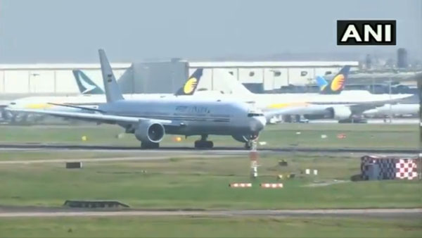 PM's VVIP Aircraft Reaches India: प्रधान मंत्री की वीवीआईपी एयरक्राफ्ट एयर इंडिया वन पहुँची भारत
