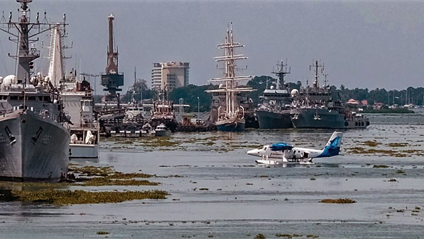 India's First Seaplane Service Launched: भारत की पहली सीप्लेन सेवा हुई शुरू, पीएम नरेंद्र मोदी ने किया उद्घाटन