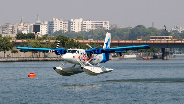 India's First Seaplane Service Launched: भारत की पहली सीप्लेन सेवा हुई शुरू, पीएम नरेंद्र मोदी ने किया उद्घाटन