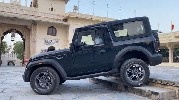 Udaipur Prince Reviews Mahindra Thar: उदयपुर के प्रिंस को भाई नई महिंद्रा थार, किया वीडियो रिव्यू