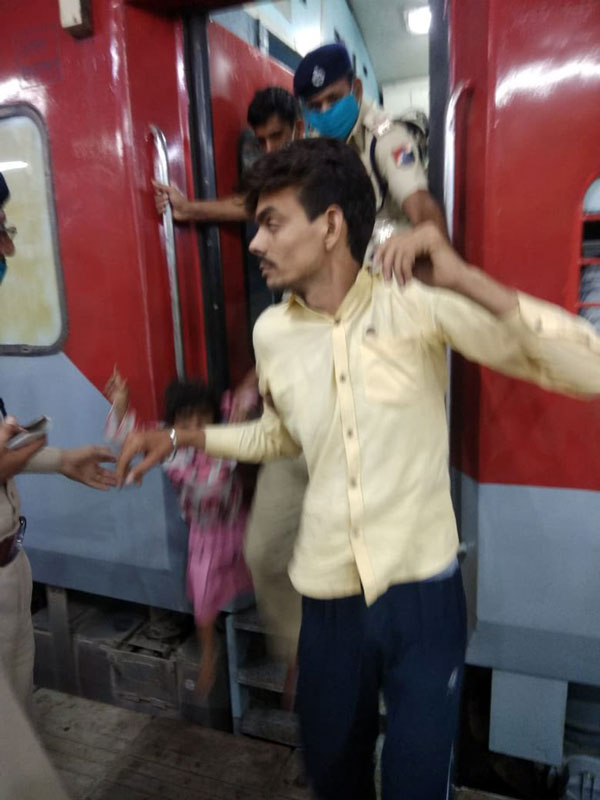 चाइल्ड किडनैपर को पकड़ने के लिए रेलवे ने 200 किमी तक नाॅन-स्टाॅप चलाई ट्रेन, जानें